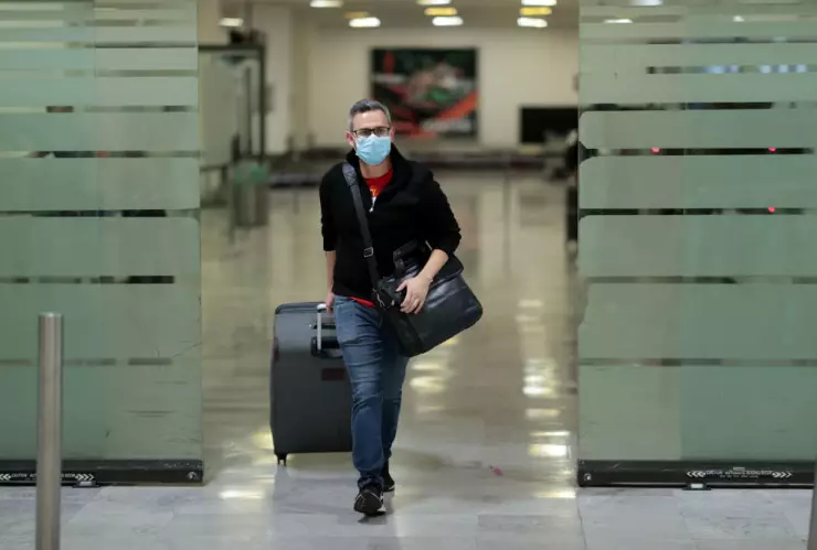 Renueva pasaporte AICM horario de lunes a domingo de 8:00 a 20:00 horas