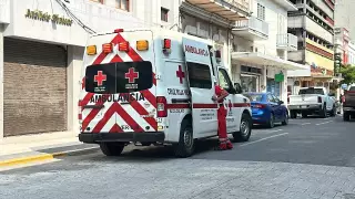 Tras reapertura, atropellan a mujer en calle del Centro de Veracruz