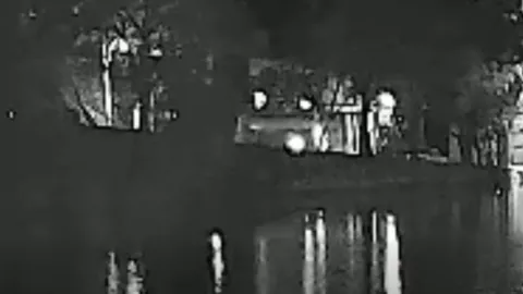 Filtran VIDEO del momento EXACTO en que hombre mu3re 4hogado tras caer a la Presa de la Olla, en Guanajuato Capital.jpg