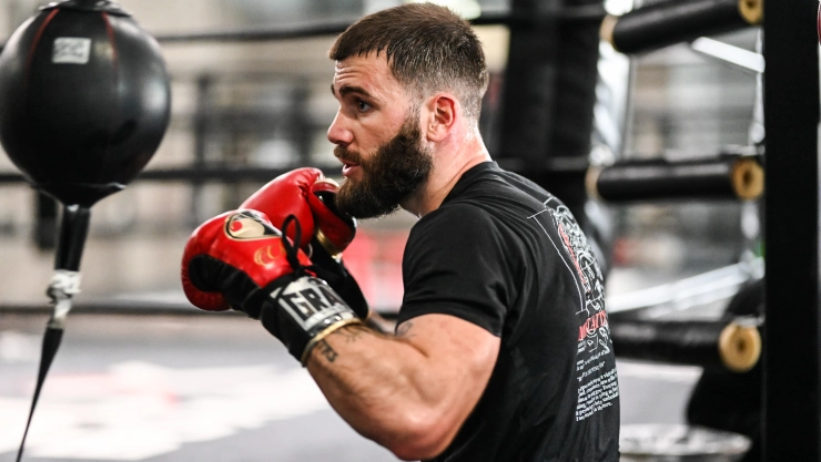 Caleb Plant David Benavidez box