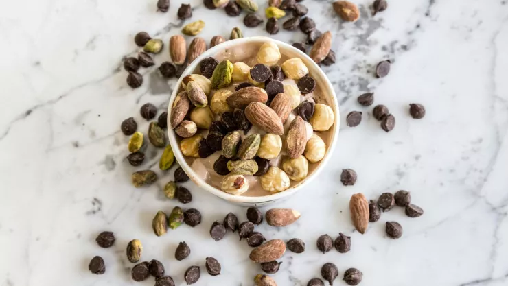 Los 4 alimentos que no pueden faltar en tu dieta si te hace falta vitamina D