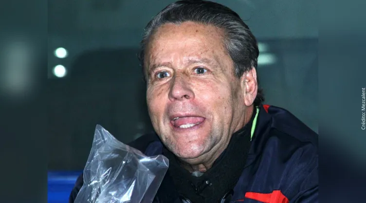Alfredo Adame denuncia robo de familia con la que se peleó. (VIDEO)