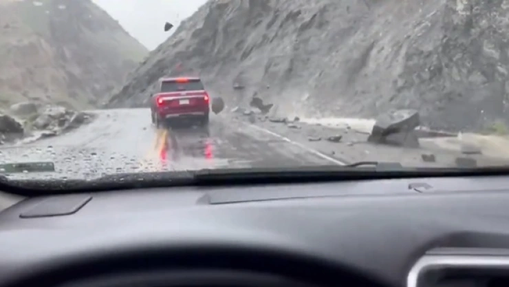 conductores desprendimiento rocas Yellowstone