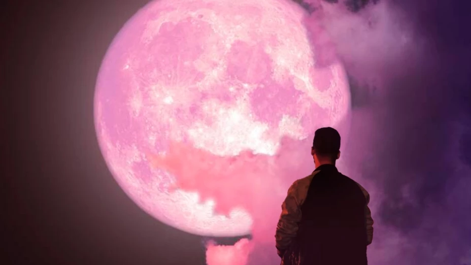 ¿Cuándo y a qué hora será visible la Luna Llena de Fresa en México?