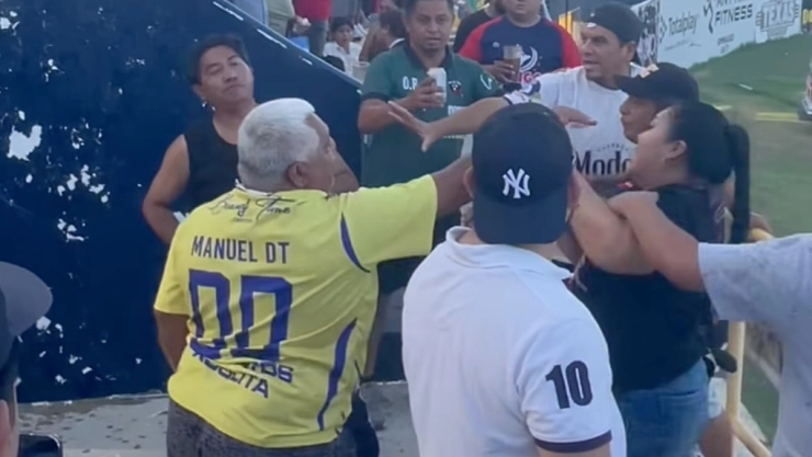 Riña durante partido de fútbol en Mérida se vuelve viral: VIDEO