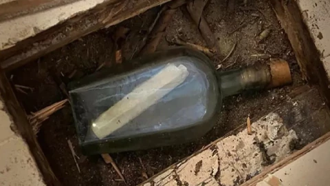 botella encontrada de hace 135 años