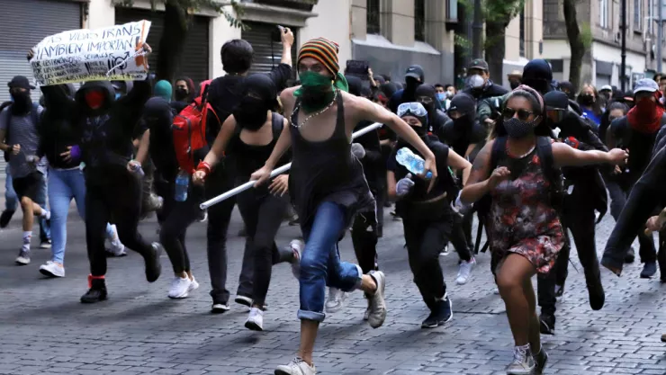 Sheinbaum pide a feministas considerar contagios de COVID-19 ante marcha del 8M