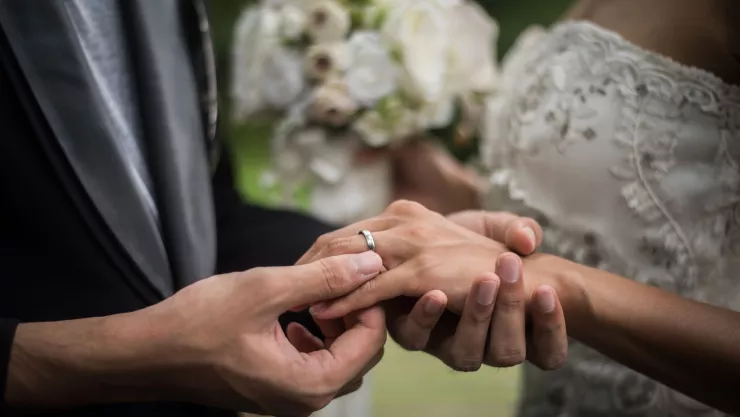 De fiesta a tragedia novia es asesinada en Francia