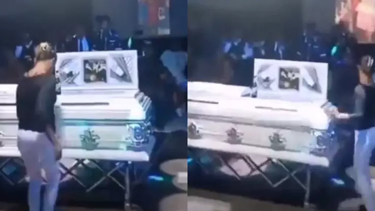 Realizan velorio en un antro; una mujer se puso a bailar durante la despedida