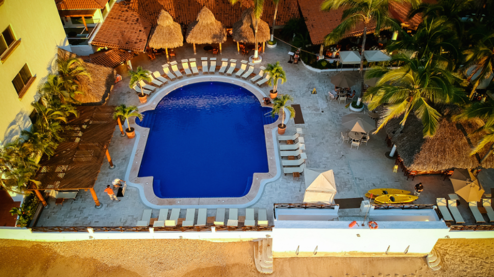 costa sur pool1