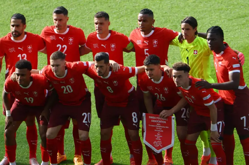 Foto grupal de Suiza vs Italia.jpg