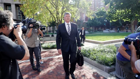 Inicia el juicio contra Paul Manafort, exjefe de campaña de Trump
