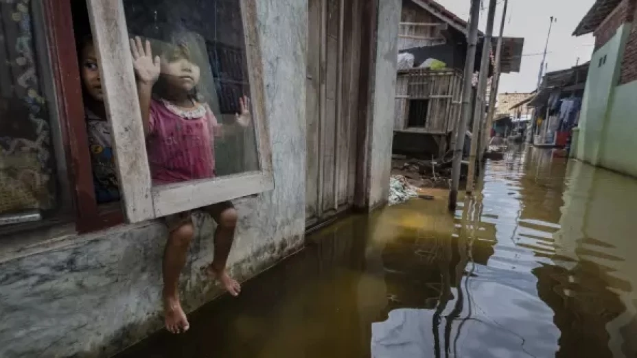 Especialistas consideran que para el 2050 quedarán bajo el agua miles de islas de ese país.
