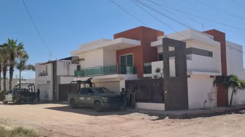 Aseguran inmueble en el sector Humaya