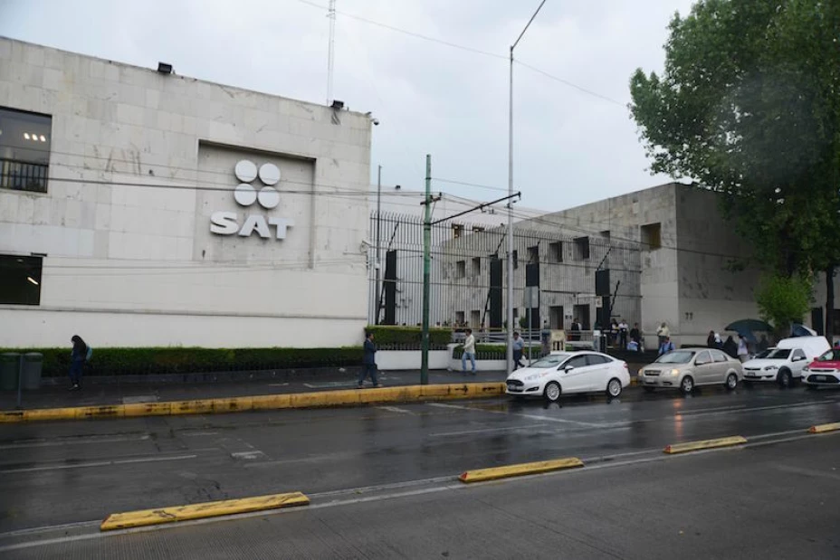 Hacienda recompra deuda