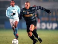 Ronaldo jugaba en el Inter de Milán y marcaba el paso en la Serie A, tanto que ganó el Balón de Oro en ese año.