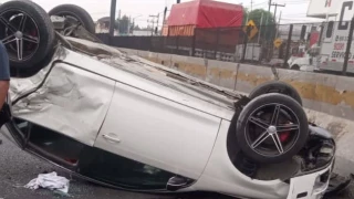 persecucion en la mexico queretaro termina en volcadura .png