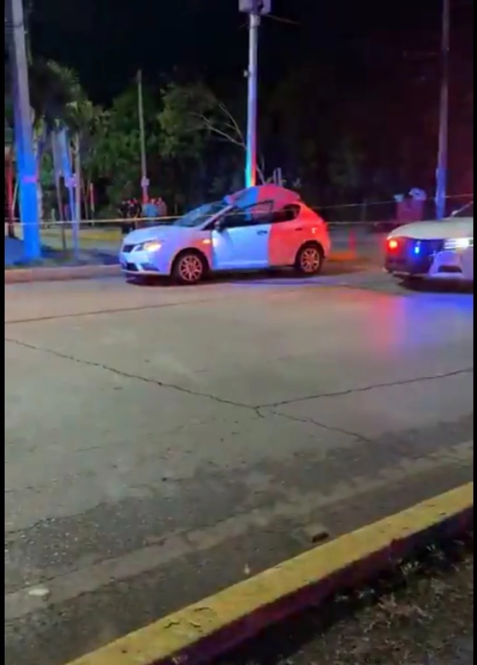 accidente en puerto aventuras atropellan a hombre