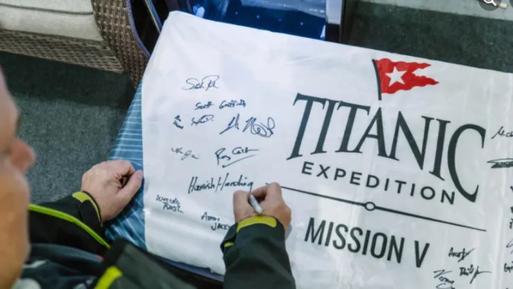 Mensaje de uno de los pasajeros del submarino del Titanic
