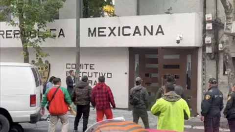 Conflicto entre trabajadores del Sindicato Petrolero