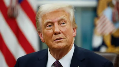 Las profecías de Nostradamus son vinculadas por muchos con Trump y su papel en futuras tensiones entre líderes mundiales.