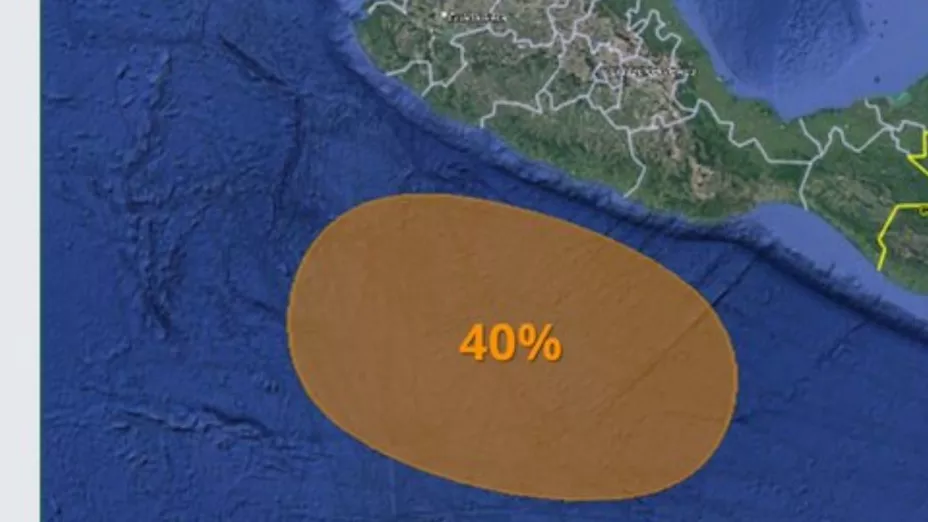 Mapa satelital de formación de una zona de Baja Presión al sur del territorio nacional.