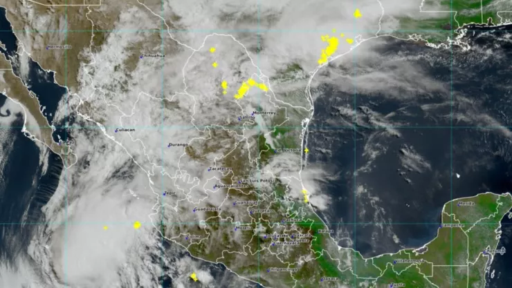 Tormenta Alvin llega a Jalisco; pronostican fuertes lluvias para Guadalajara