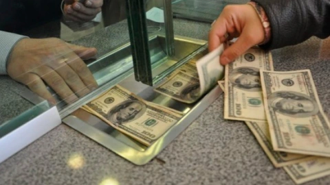 ¡El dólar cae y el peso toma fuerza! Este es el precio del dólar HOY 1 de noviembre en Jalisco y Guadalajara
