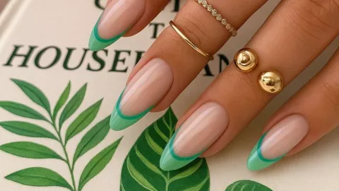 7 diseños de uñas francesas elegantes que quedan perfectas para la temporada primavera-verano