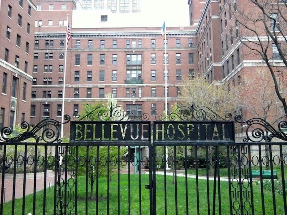 El hospital Bellevue es donde permanece un niño internado por temor a que tenga el virus de ébola