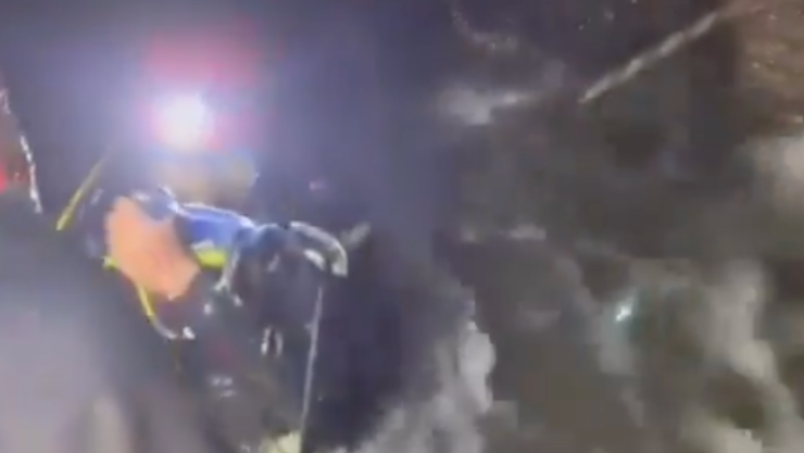 Localizan dos cuerpos dentro de zona estrecha de la Gruta de Chichicazapa en Puebla