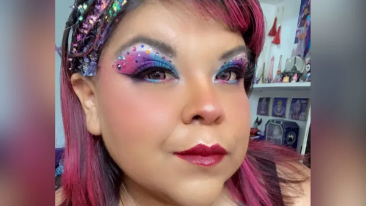 Usuarios en TikTok, Twitter e Instagram empezaron la etiqueta #JusticiaParaChiwis. Se viralizaron fotos de la azotea y decenas salieron a protestar frente a su casa. Hasta pegaron volantes acusándola de negligencia.