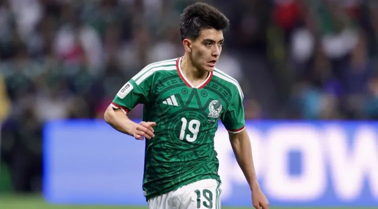 Gilberto Mora