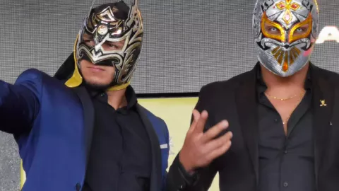 Lucha Libre AAA Triplemanía XXX cartel completo