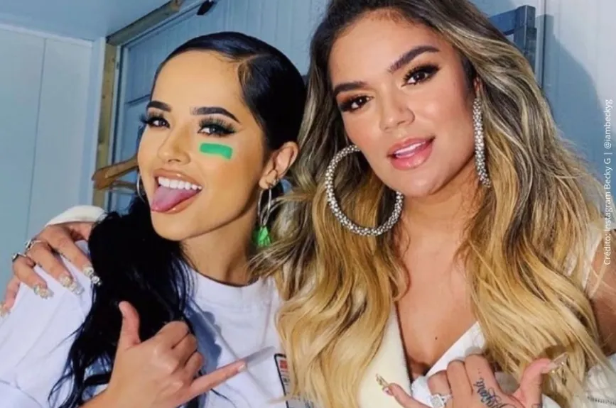 Becky G con Karol G. .jpg