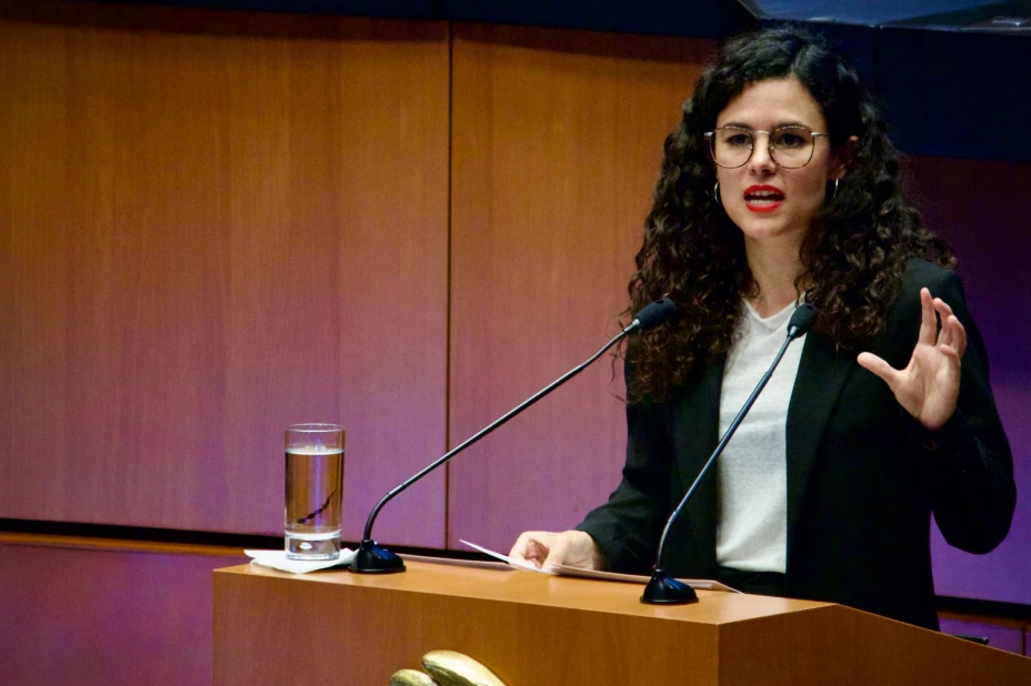 Luisa Senado 11 de octubre.jpg