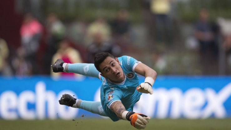 Raúl Gudiño, arquero de Chivas