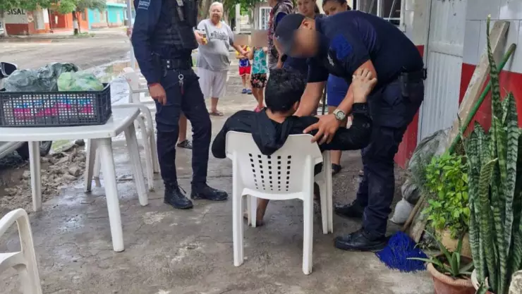 Joven-queda-inconsciente-tras-ingerir-agua-fría-en-Torreón.jpg