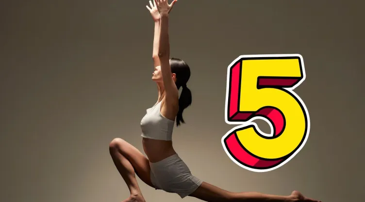 Los 5 ejercicios de yoga que debes hacer en los primeros minutos de la mañana para activar la circulación y comenzar el día