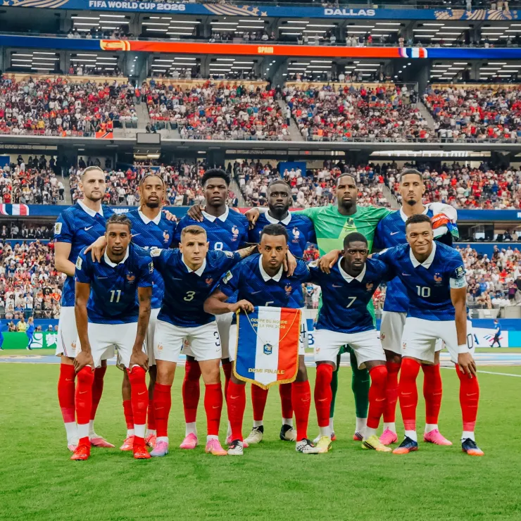 Francia y España se enfrentan por un boleto a las semifinales