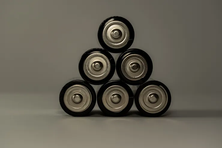 La forma correcta de reciclar tus baterías y evitar que contaminen el medio ambiente