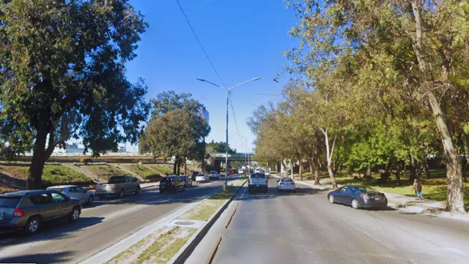 Accidente deja solo un carril habilitado y genera tráfico lento en la Vía Rápida Oriente