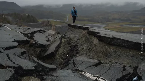Grieta ocasionada por mega terremoto