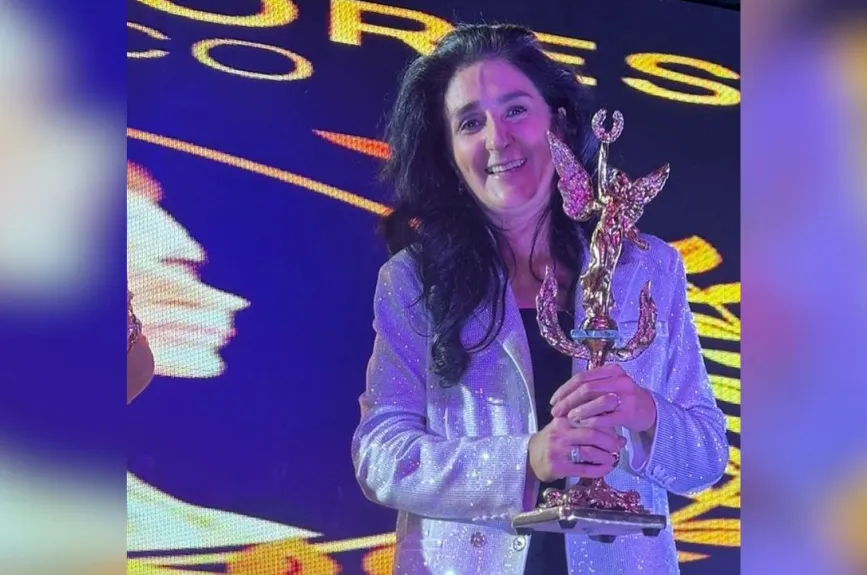La actriz argentina ha recibido diversos reconocimientos como la Medalla Silvia Pinal que otorga el Círculo Nacional de Periodistas. | Foto: INSTAGRAM / @barbaratorresmx