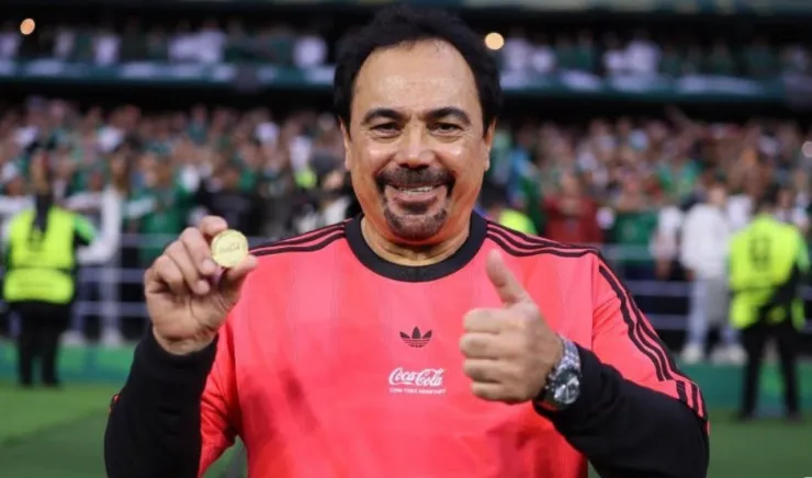 Pumas homenaje América