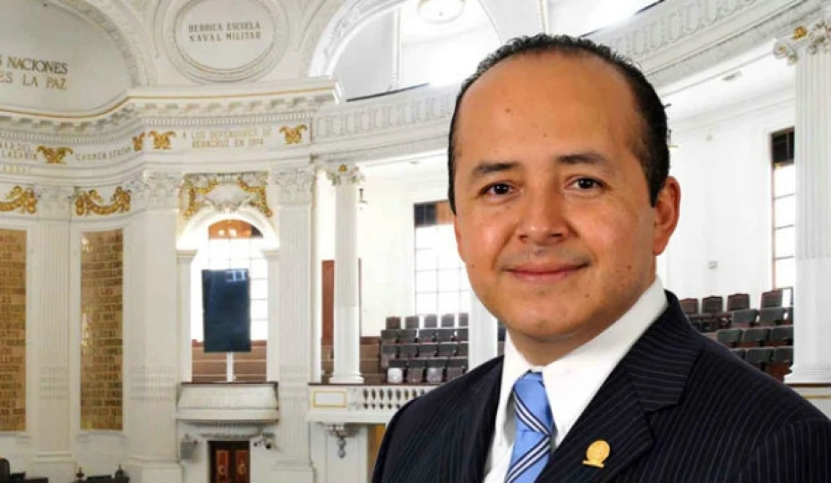 El legislador del blanquiazul en la ALDF recibirá la notificación de su salida del partido el próximo lunes