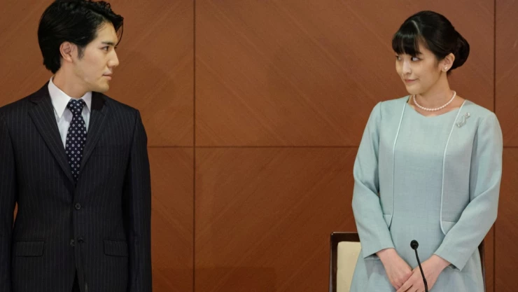 princesa de japon renuncia titulo