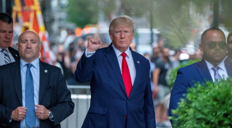 “Trump es la presencia dominante rumbo a elecciones": Analista.