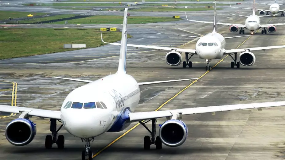 Aeropuerto Santa Lucia