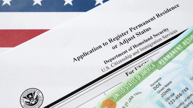 Un formulario de solicitud de Green Card en Estados Unidos.